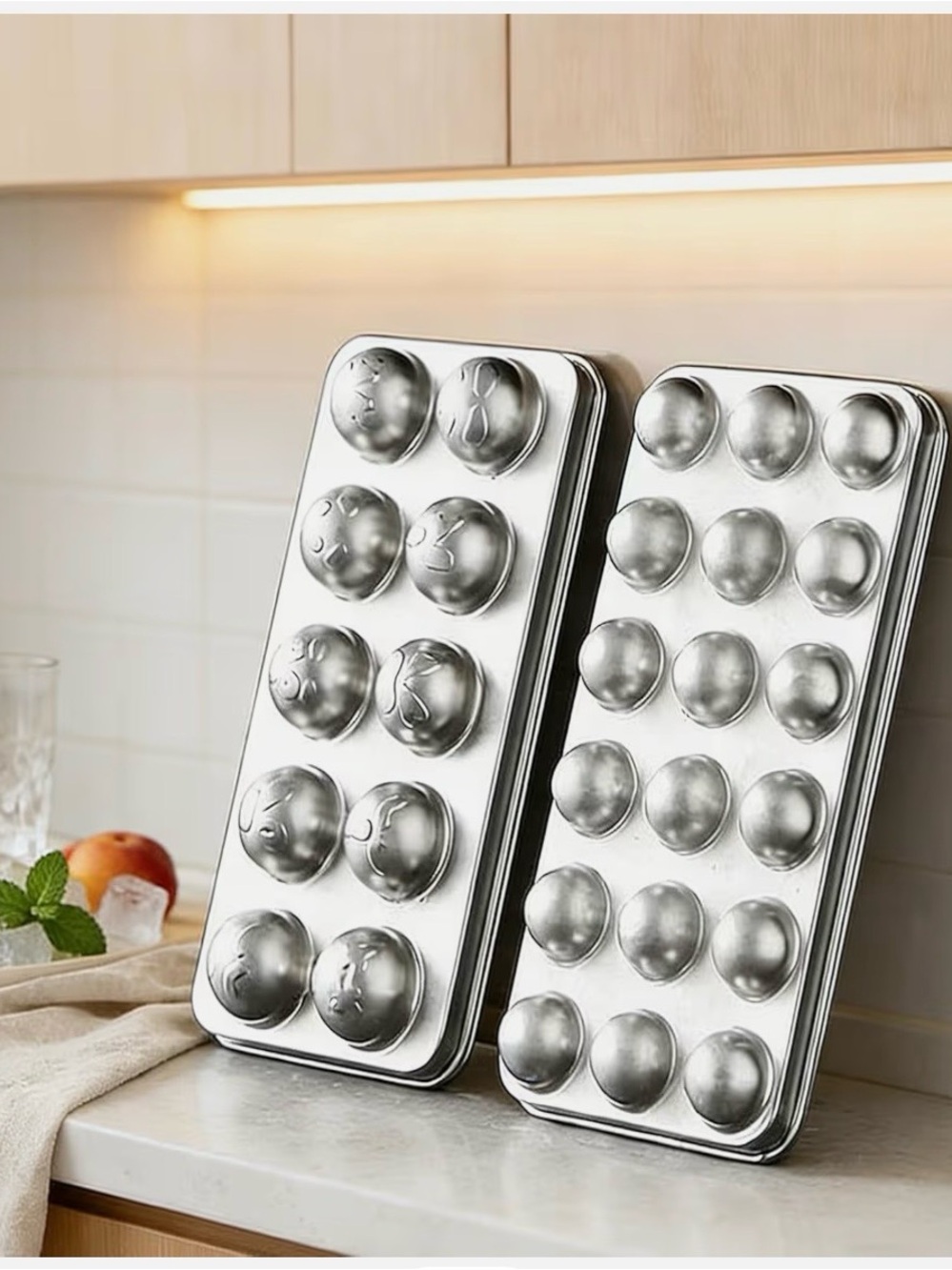 Stainless Steel 18 Spherical Ice Tray